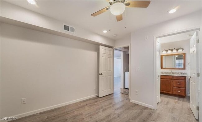 Building Photo - 3591 Arville St