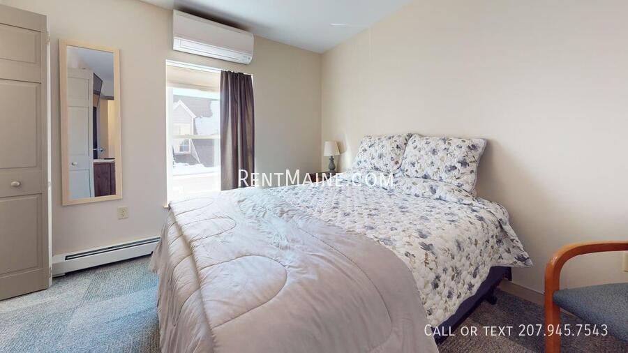 Building Photo - 8 Elizabeth Ave