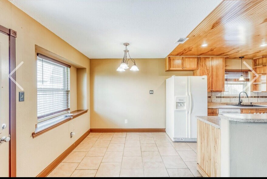 Building Photo - 21611 Glenbranch Dr