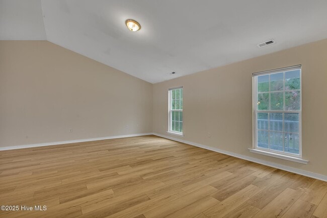 Building Photo - 394 White Sand Rd