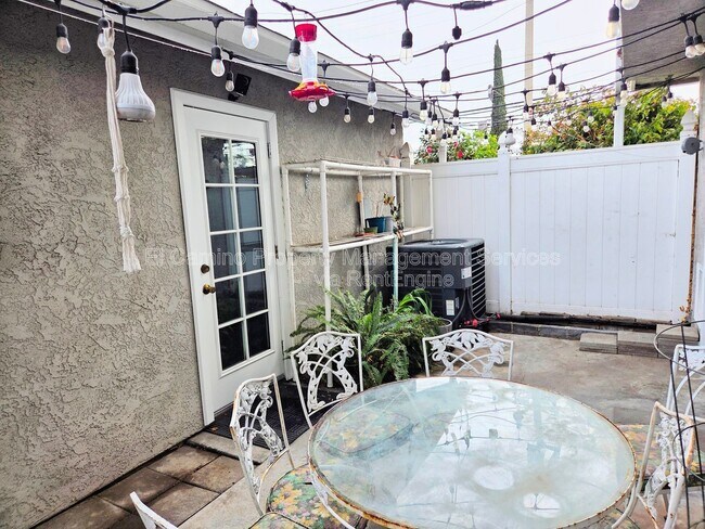 Building Photo - 8901 Serapis Ave