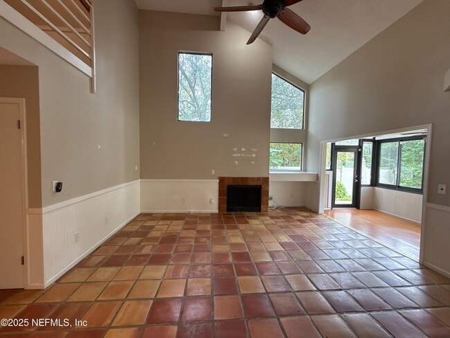 Building Photo - 1 Turtleback Trail