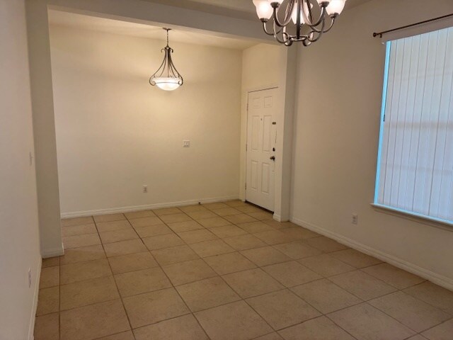 Building Photo - 3801 Mount Vernon Way