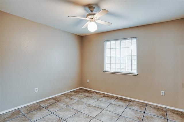 Building Photo - 707 Overton Dr