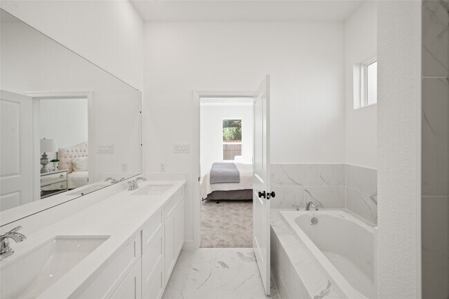 Building Photo - 3506 Talia Wood Ct