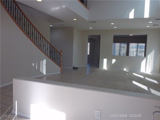 Building Photo - 6528 Birdcall St