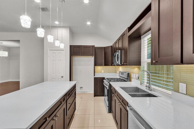 Building Photo - 119 S Star Ridge Cir
