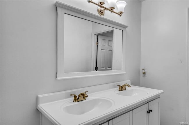 Building Photo - 10206 Nevada Ave