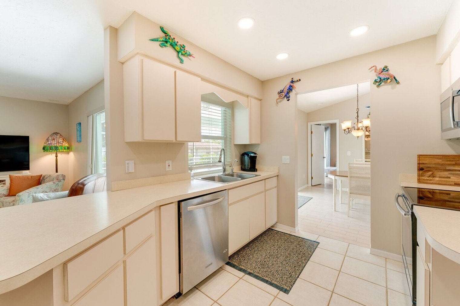 Building Photo - 1439 Mohawk Rd