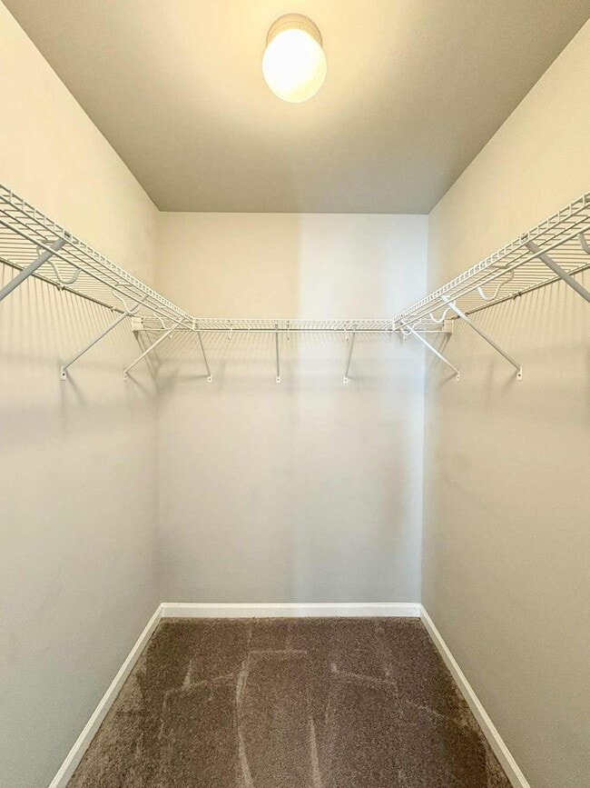 Building Photo - Move-In Ready 2 Bedroom, One Story Home – ...
