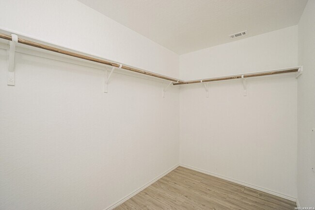 Building Photo - 4110 Cross Current