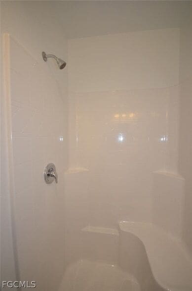 Building Photo - 2197 Davis Ct