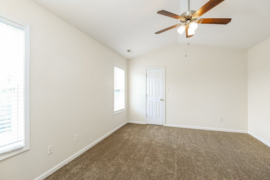 Building Photo - 13515 Stones Landing St