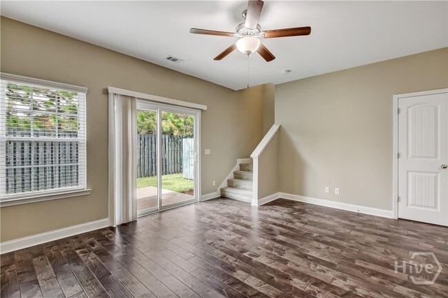 Building Photo - 303 Ferguson Ln