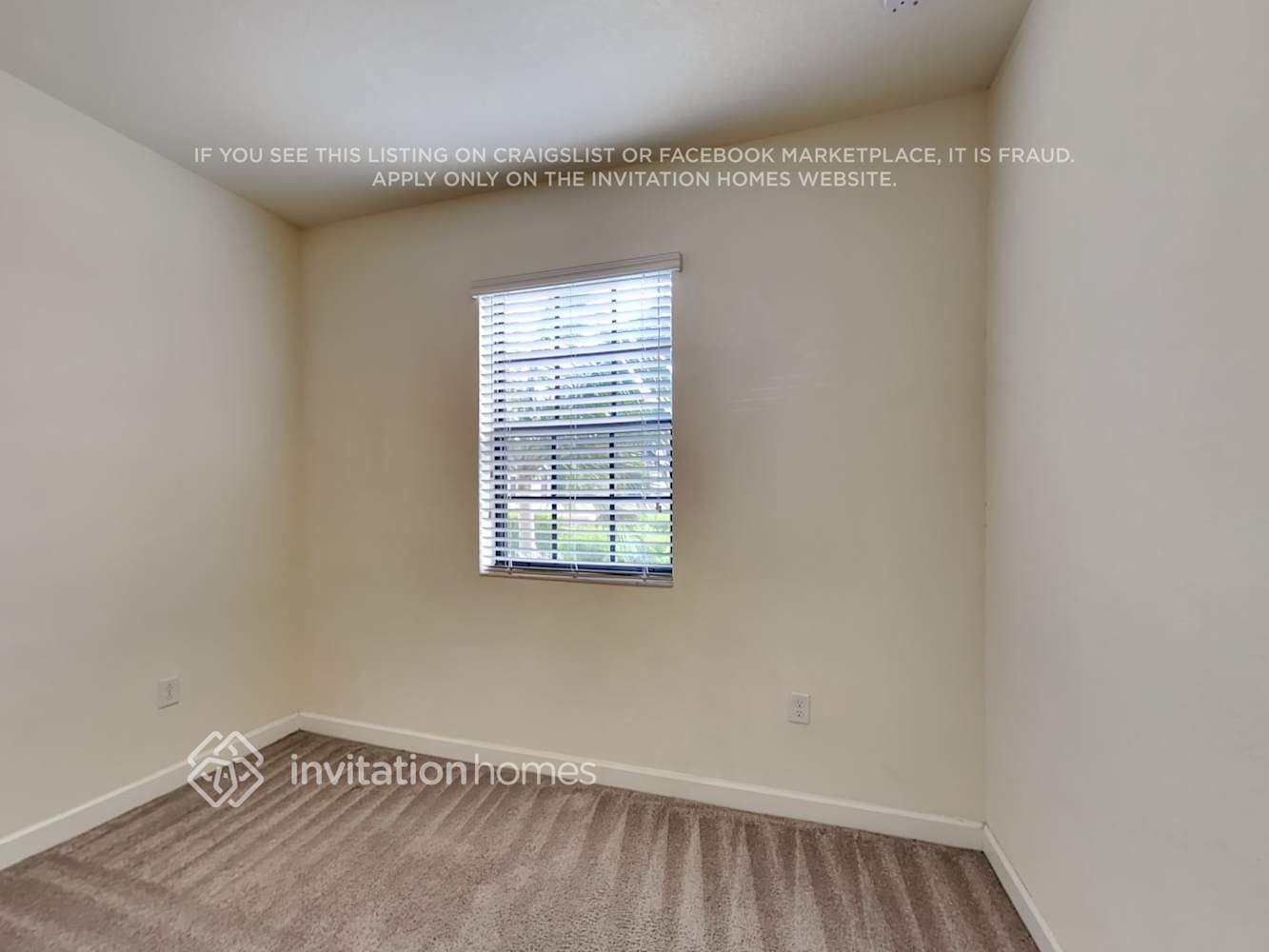 Building Photo - 3353 SE 2nd Ct