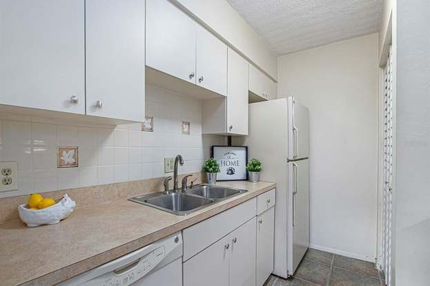 Building Photo - 5503 Pokeweed Ct