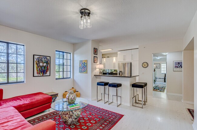 Building Photo - 4801 PGA Boulevard