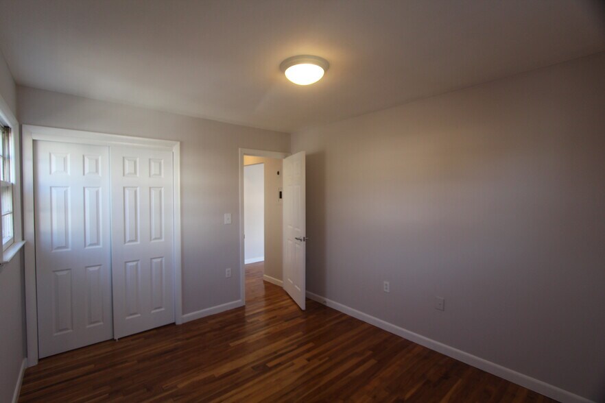 Building Photo - 123 Highland Ave