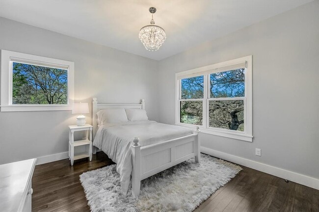 Building Photo - 3102 Foxfire Dr