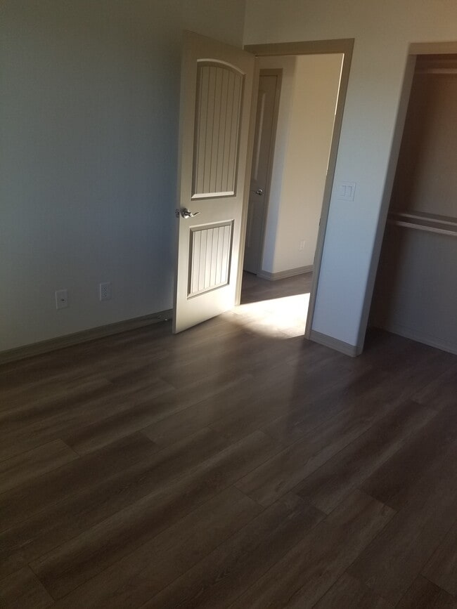 Front door - 5180 N Roadrunner Dr