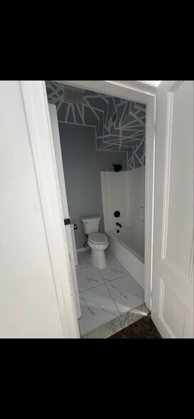 Building Photo - 11 S 2nd St