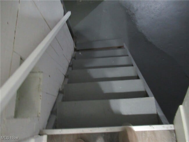 Building Photo - 3754 W 130th St