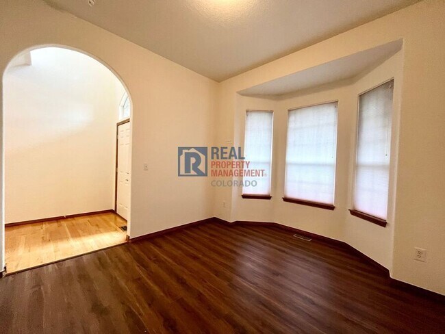 Building Photo - 11144 Navajo St