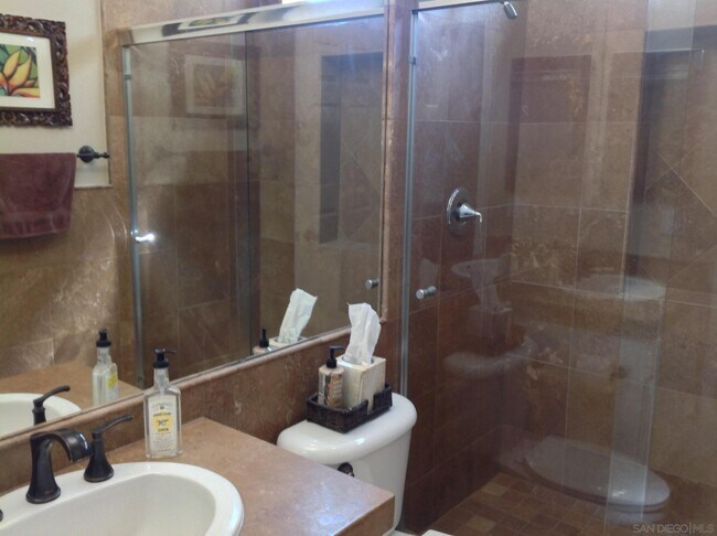 Building Photo - 1117 Mt Dana Dr