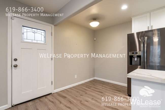 Building Photo - 5368 Rex Ave