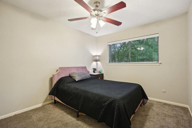 Building Photo - 1703 Westmere Ct