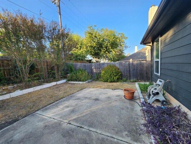 Building Photo - 15800 Opal Fire Dr