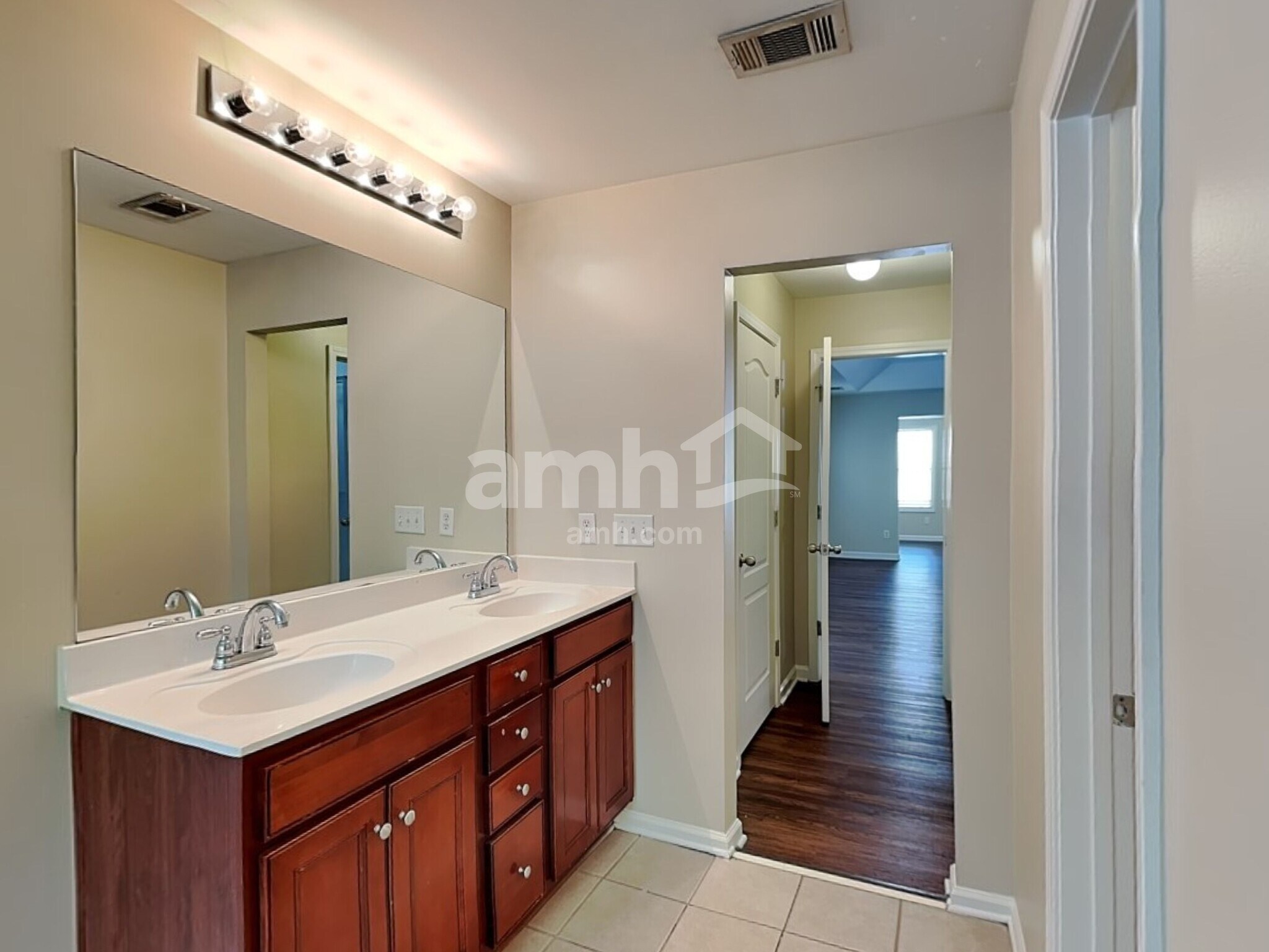 Building Photo - 5232 Lexmark Cir SW