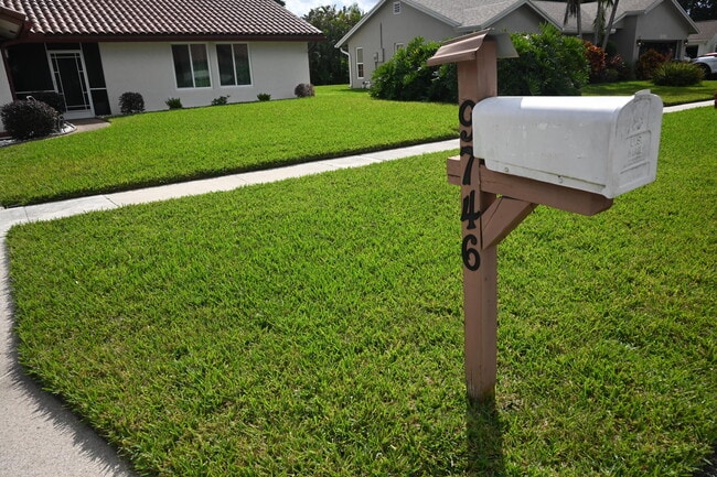 Building Photo - 9746 Lancaster Pl