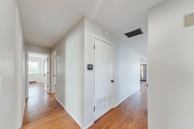 Building Photo - Fully remodeled 4 Bed / 2 bath ranch home