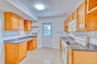 Building Photo - 120 Coquina St