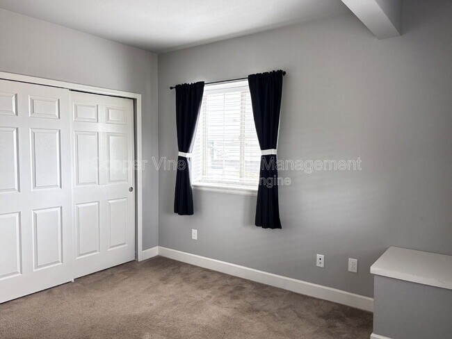 Building Photo - 16976 W 85th Ln