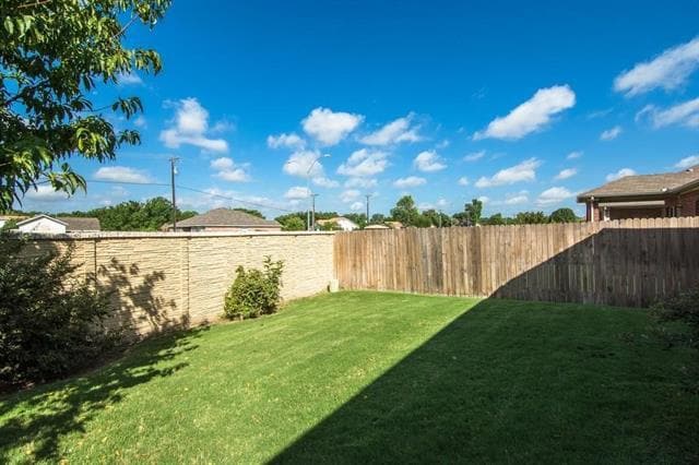 Building Photo - 5817 Ozark Dr