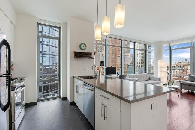 Interior Photo - The Giovanni