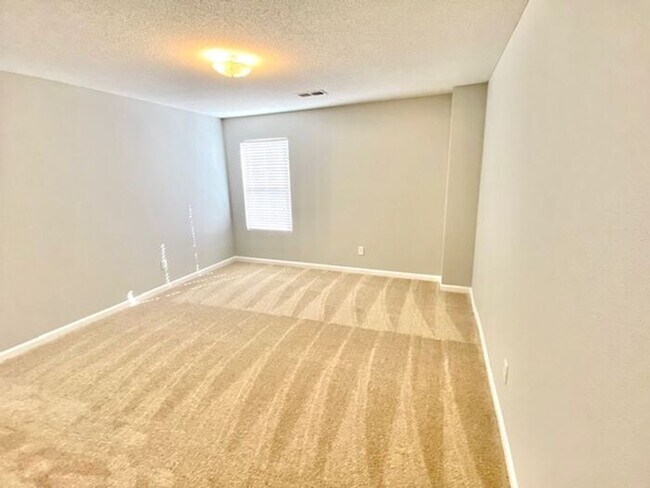Building Photo - Cordova 3 Bedroom 2.5 Bath Home Houston Le...