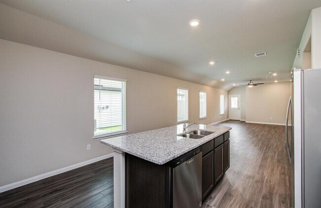 Building Photo - 5111 Shelby Katherine Dr