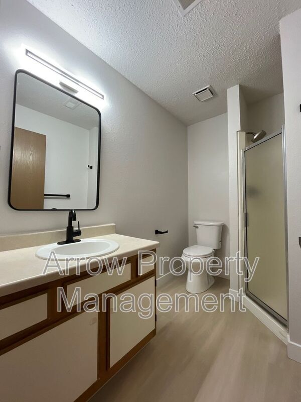 Building Photo - 2340 N 44th St