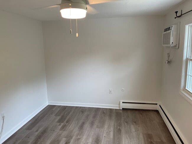 Building Photo - 100 Washington Park Dr