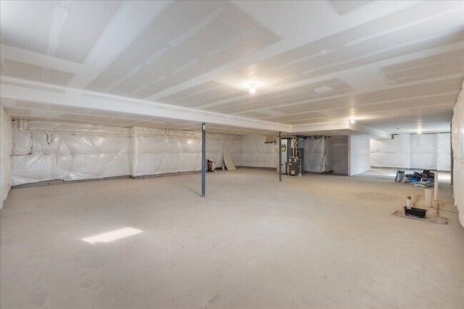 Building Photo - 8 Katie Dr