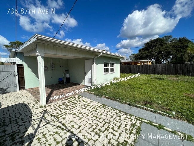 Building Photo - 736 87th Ave N