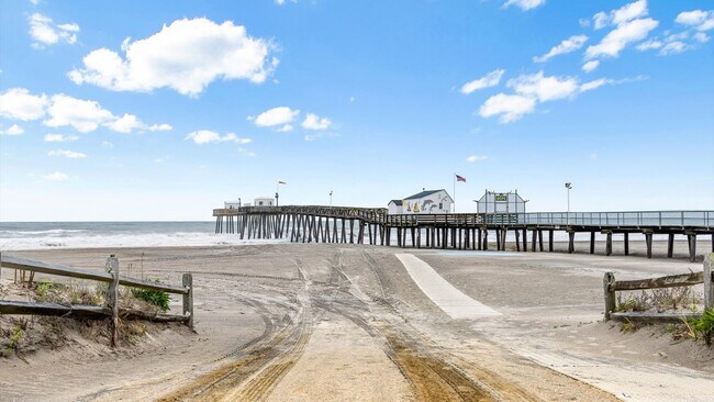 Building Photo - 1401 Ocean Ave