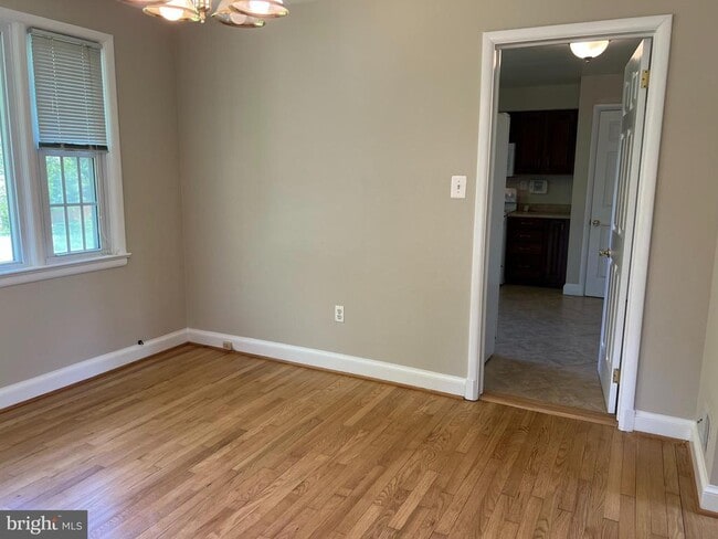 Building Photo - 4616 Willow Run Dr