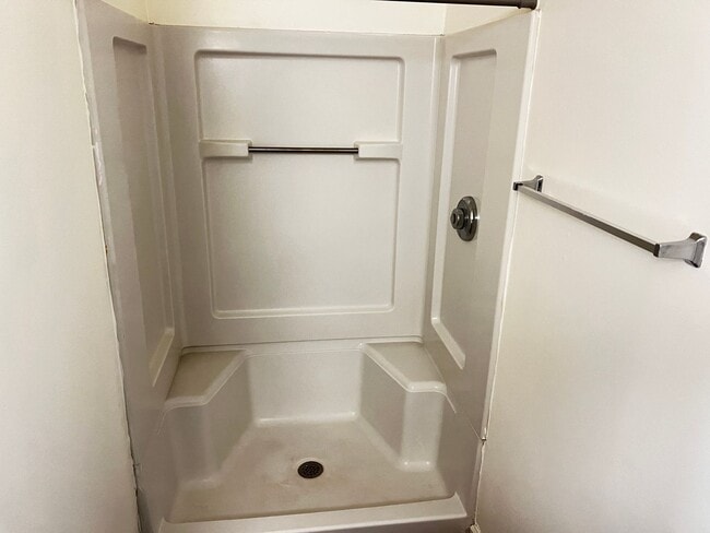 Building Photo - Now Available, Two Bedroom Condo at Club Villas in Little River. Community Pool!