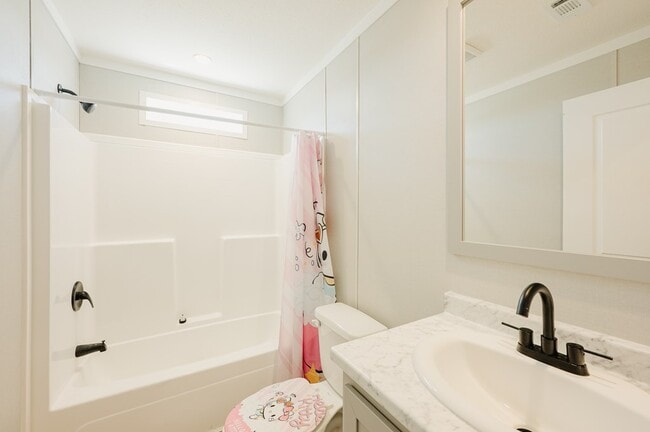 Building Photo - 13507 W County Rd 171