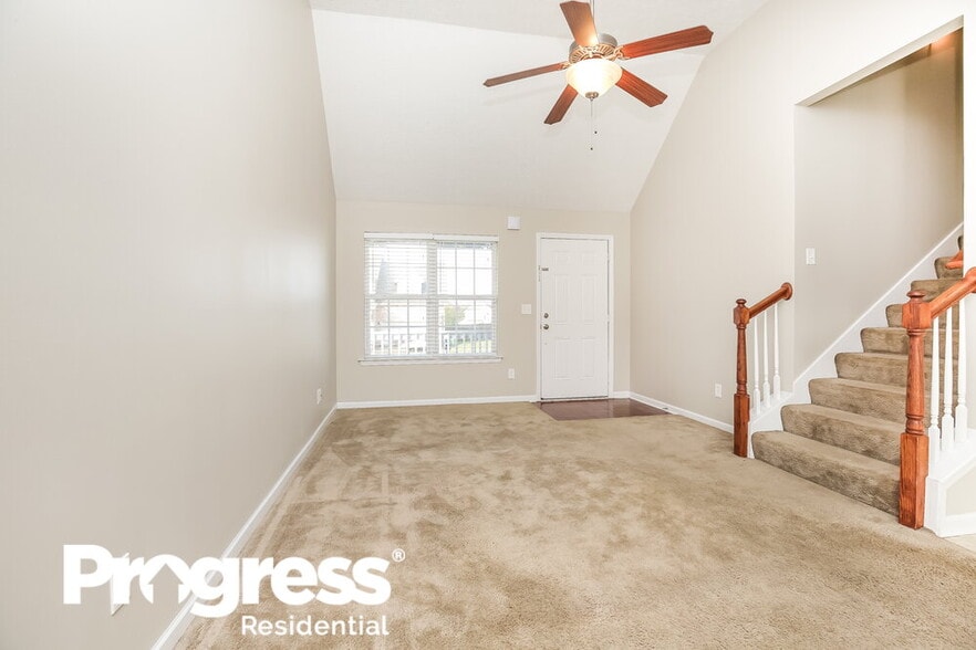 Building Photo - 612 Rock Glen Trace