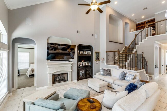 Building Photo - 15 Canoe Bend Dr